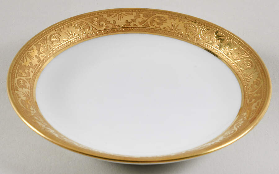 Ambassador Gold (White) Coaster by Raynaud-1