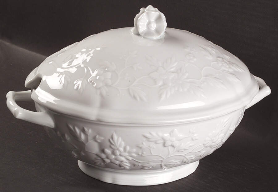 Hawthorne Oval Tureen & Lid by Raynaud-1