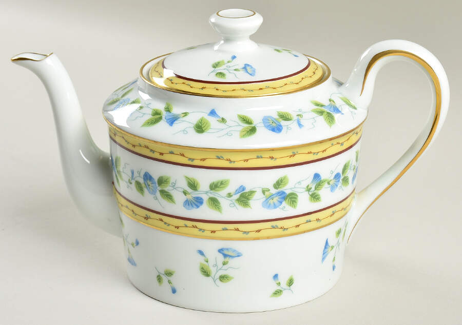 Morning Glory (Spray) Teapot & Lid by Raynaud-1