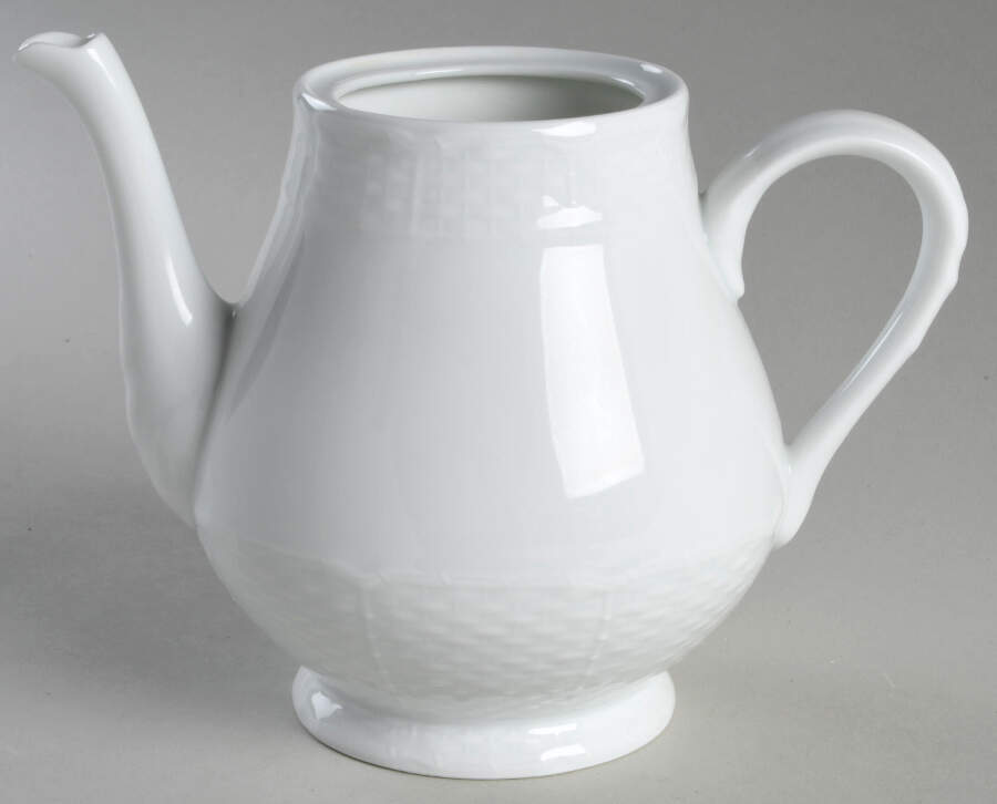 Osier Teapot No Lid by Raynaud-1
