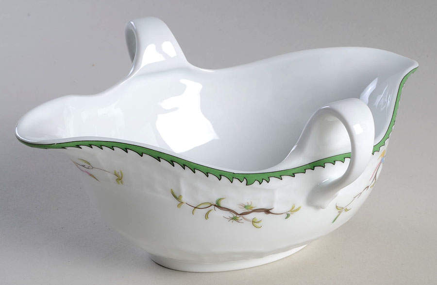 Si Kiang Gravy Boat by Raynaud-1
