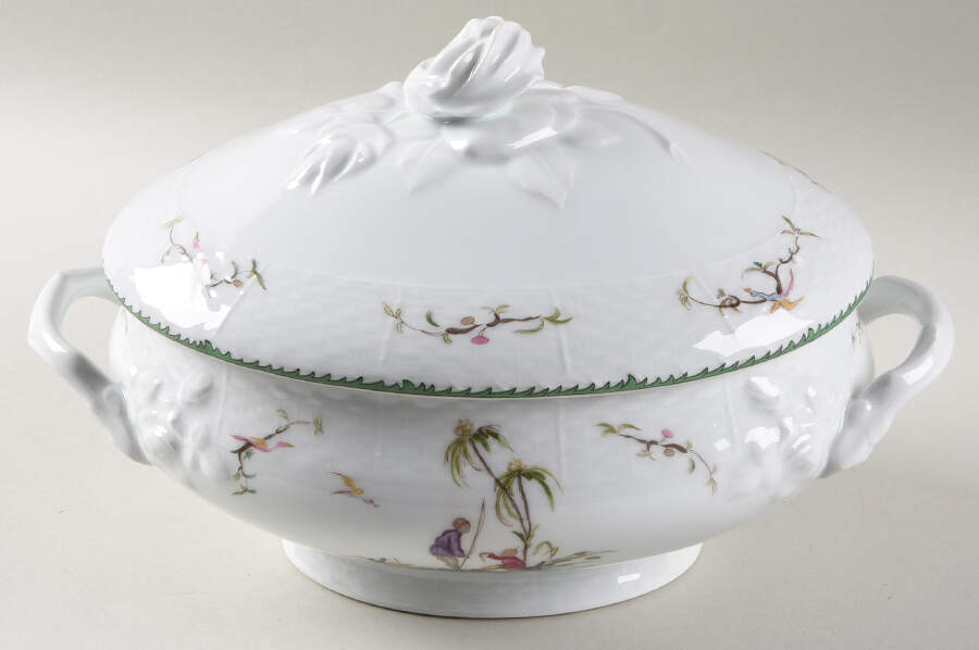 Si Kiang Tureen & Lid by Raynaud-1