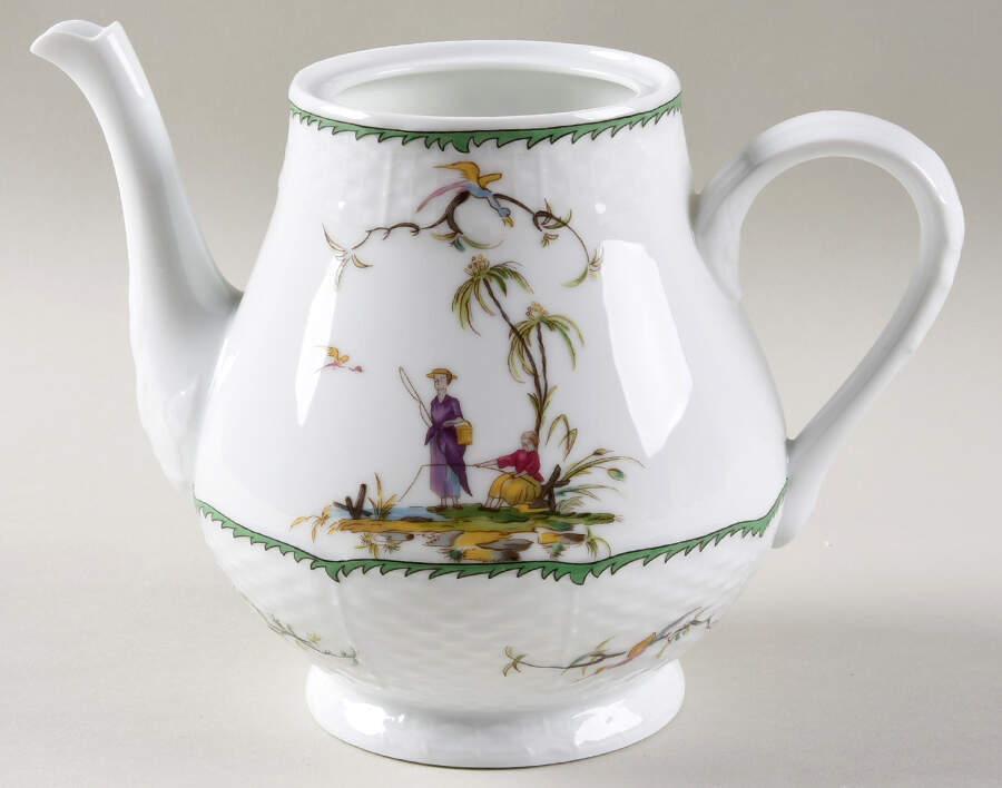Si Kiang Teapot No Lid by Raynaud-1