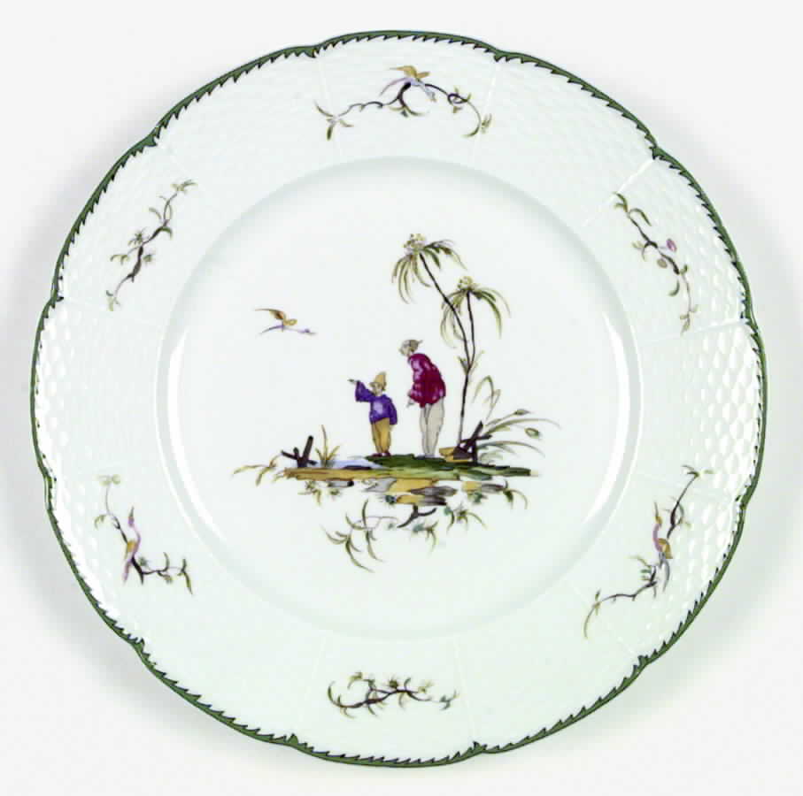 Si Kiang Dinner Plate by Raynaud-1