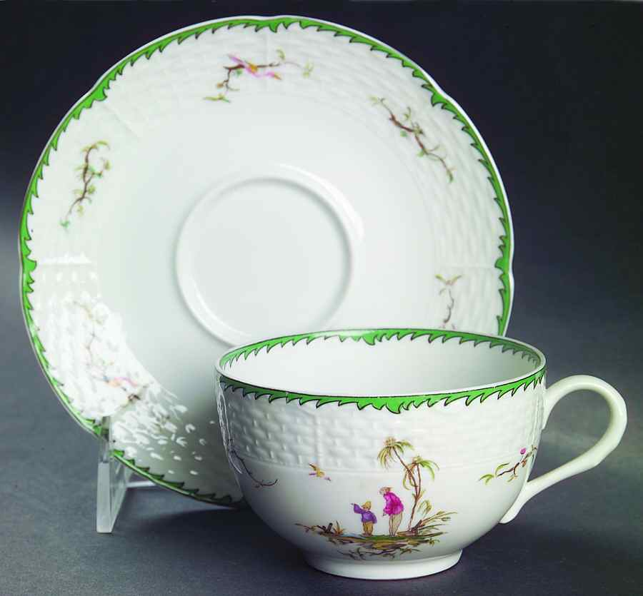 Si Kiang Flat Cup & Saucer Set by Raynaud-1