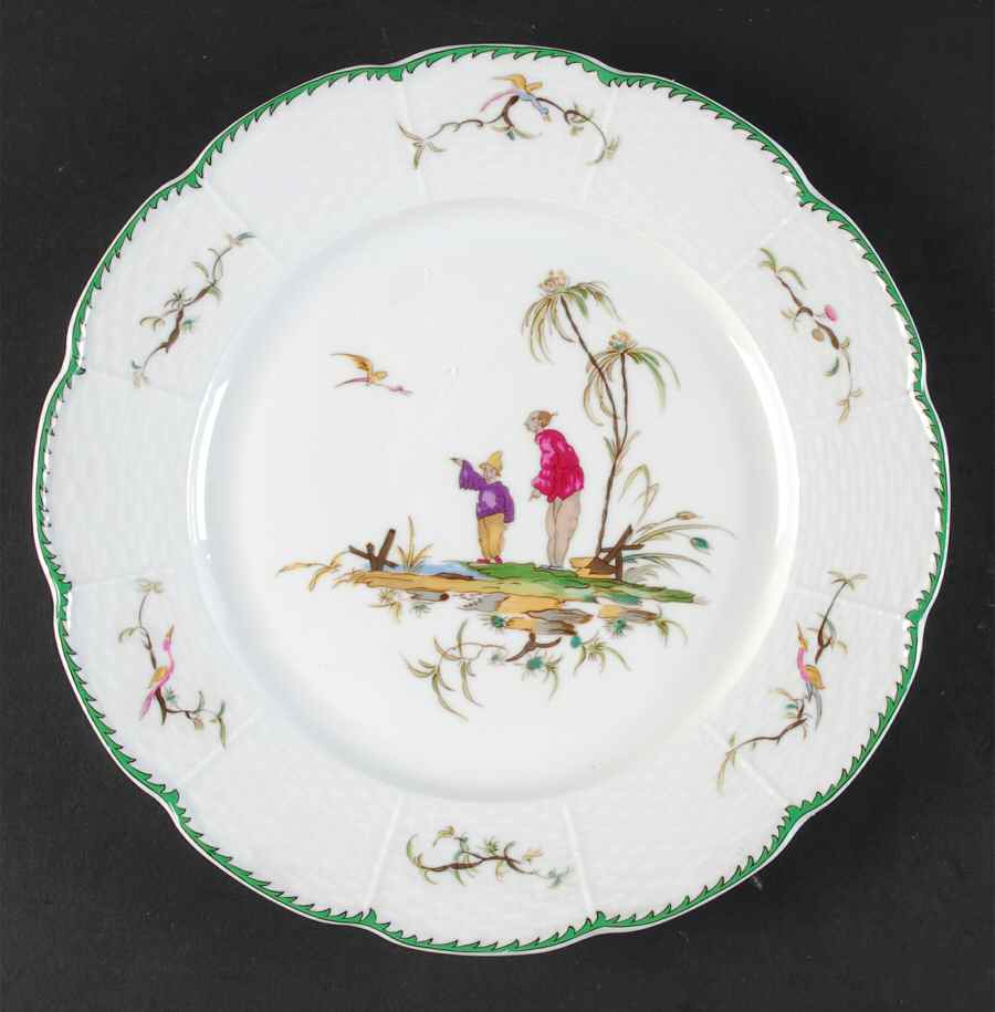 Si Kiang Luncheon Plate by Raynaud-1