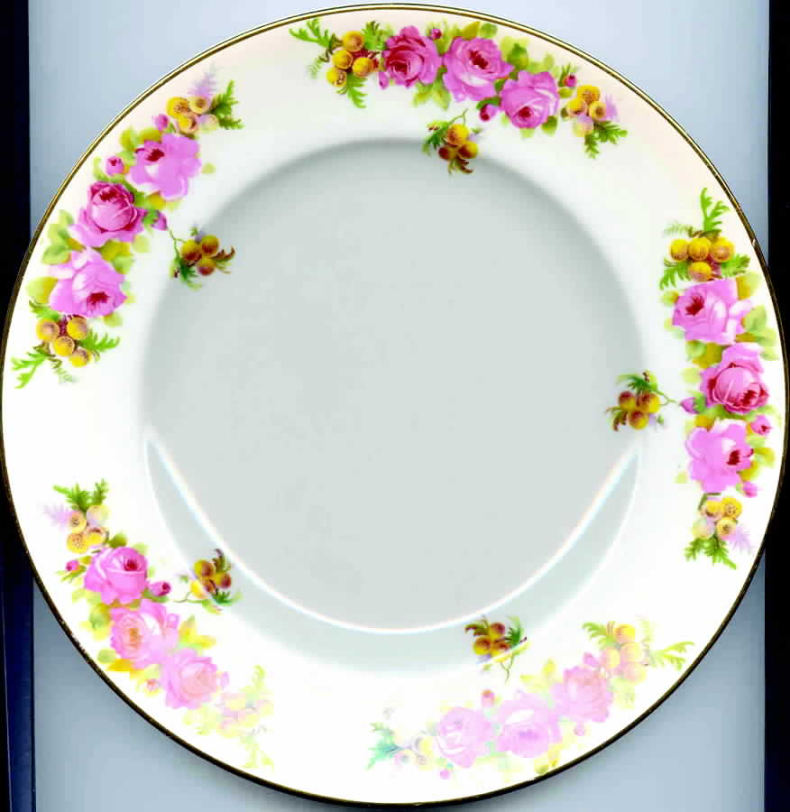 RD131 Salad Plate by Royal Doulton-1