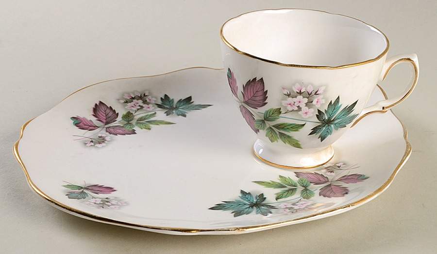 7974 Snack Plate & Cup Set by Royal Vale-1
