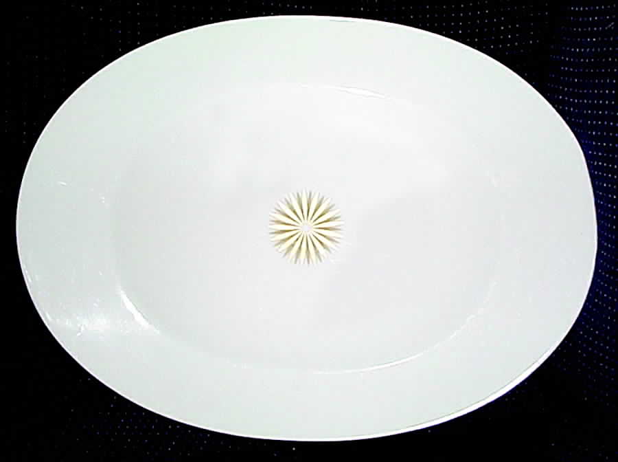 R1082 13" Oval Serving Platter by Rosenthal - Continental-1