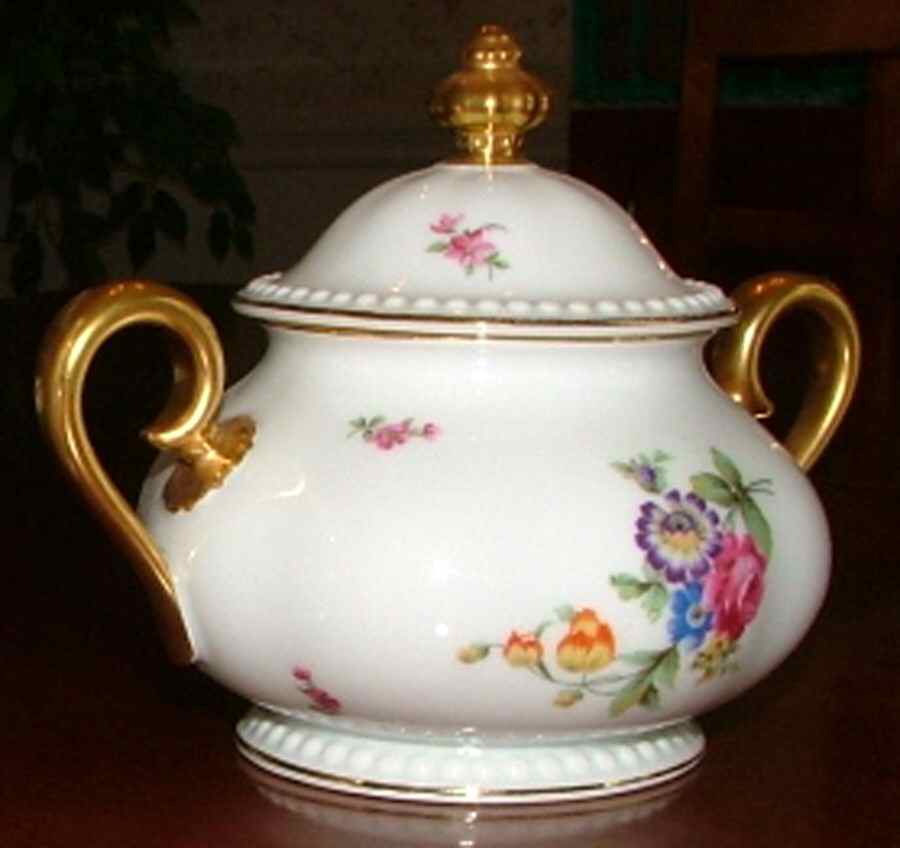 R1083 Sugar Bowl & Lid by Rosenthal - Continental-1