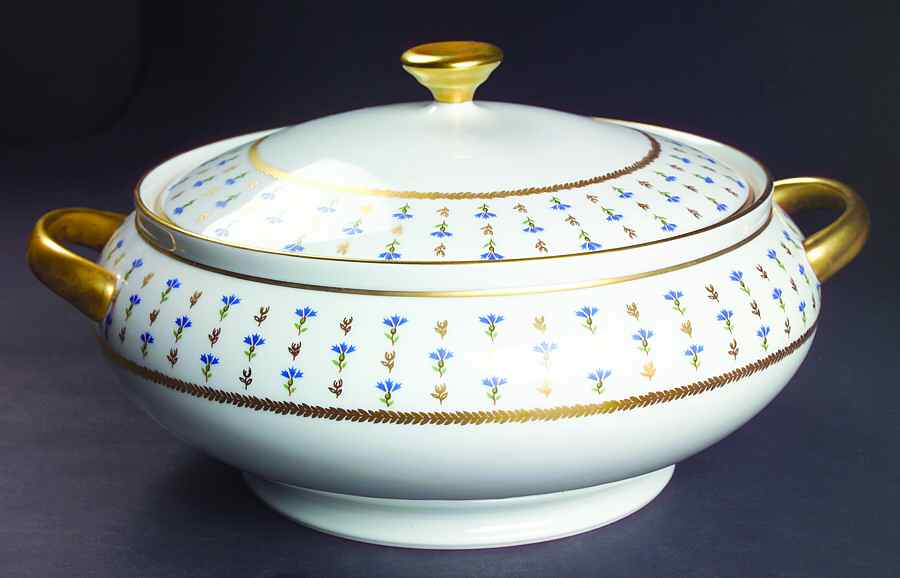 Vieux Nyon Nyon Tureen &  Lid by Raynaud-1