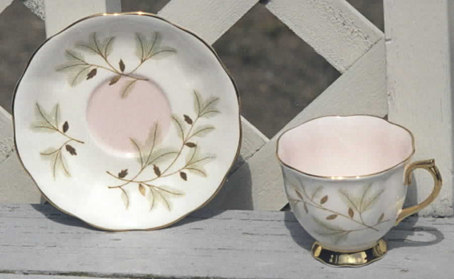 ROA94 Footed Cup & Saucer Set by Royal Albert-1