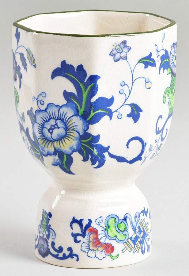 Nankin Double Egg Cup by Royal Doulton-1