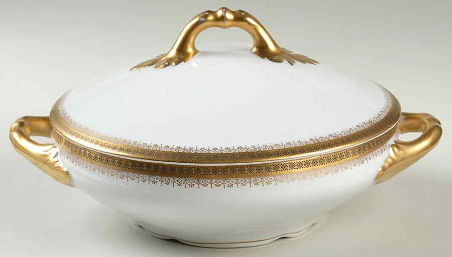 RSC39 Round Covered Vegetable by Royal Schwarzburg-1