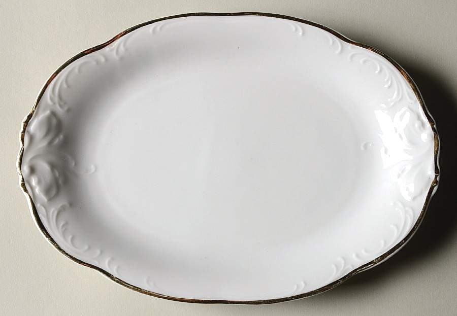 RKT17 9" Oval Serving Platter by Royal Kent (Poland)-1