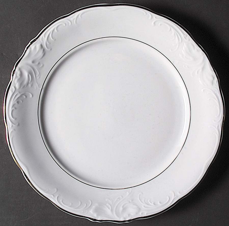 RKT17 Dinner Plate by Royal Kent (Poland)-1