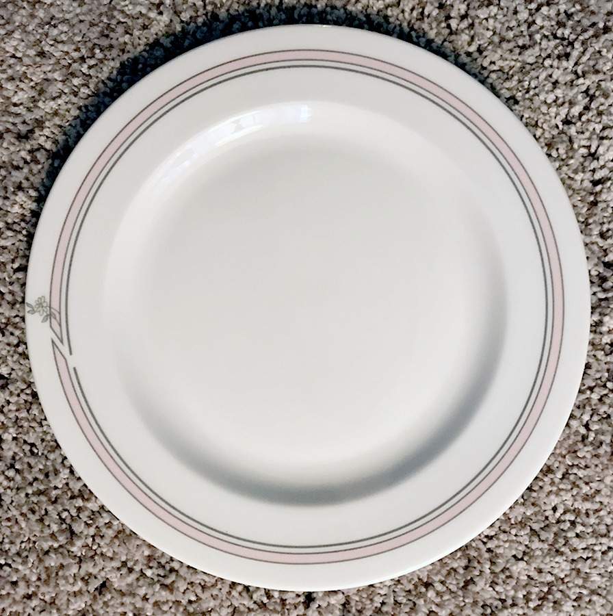 RD135 Salad Plate by Royal Doulton-1