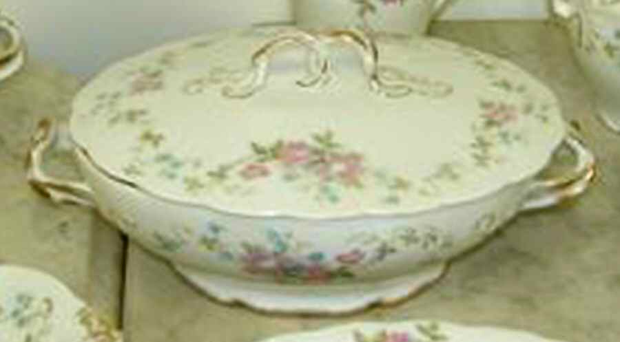 R1096 Round Covered Vegetable by Rosenthal - Continental-1
