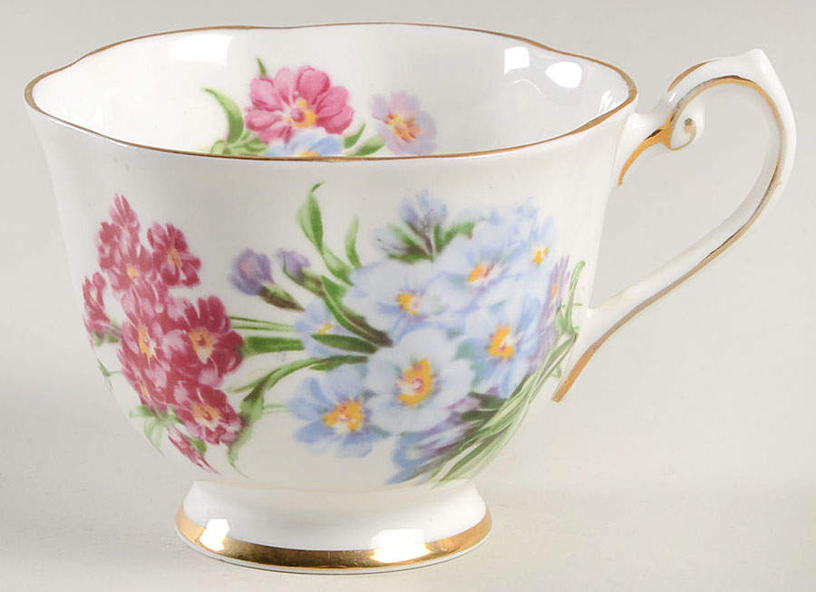 Princess Louise Footed Cup by Royal Standard-1
