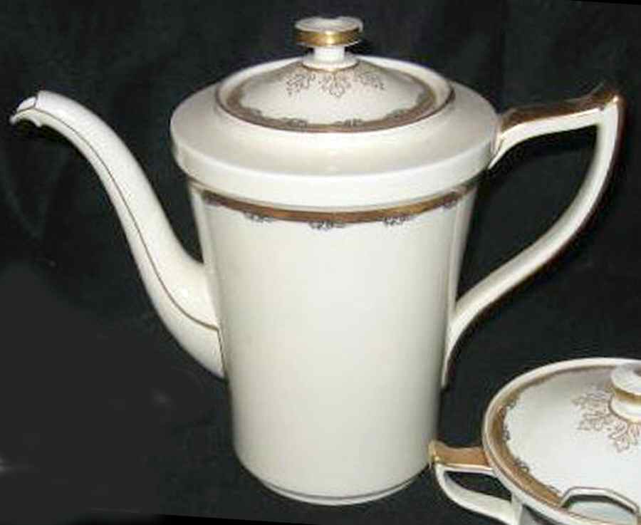 2920 Coffee Pot & Lid by Rosenthal - Continental-1
