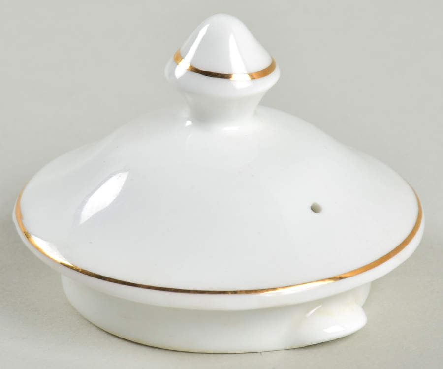 Tara Brooch (Scalloped) Lid for Small Teapot by Royal Tara-1