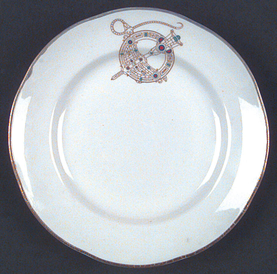 Tara Brooch (Scalloped) Bread & Butter Plate by Royal Tara-1
