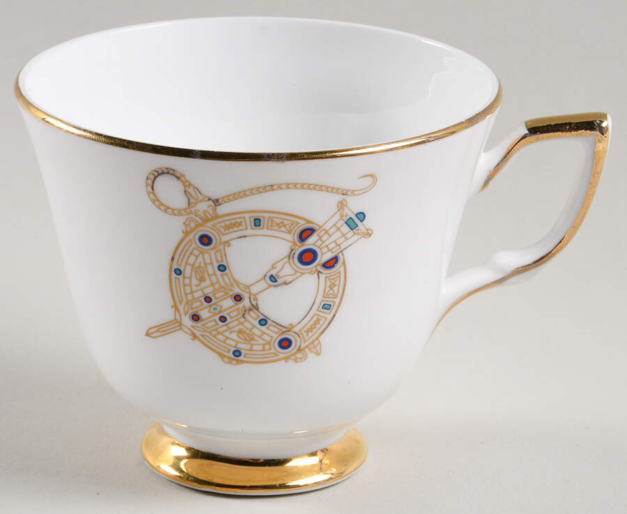 Tara Brooch (Scalloped) Footed Cup by Royal Tara-1