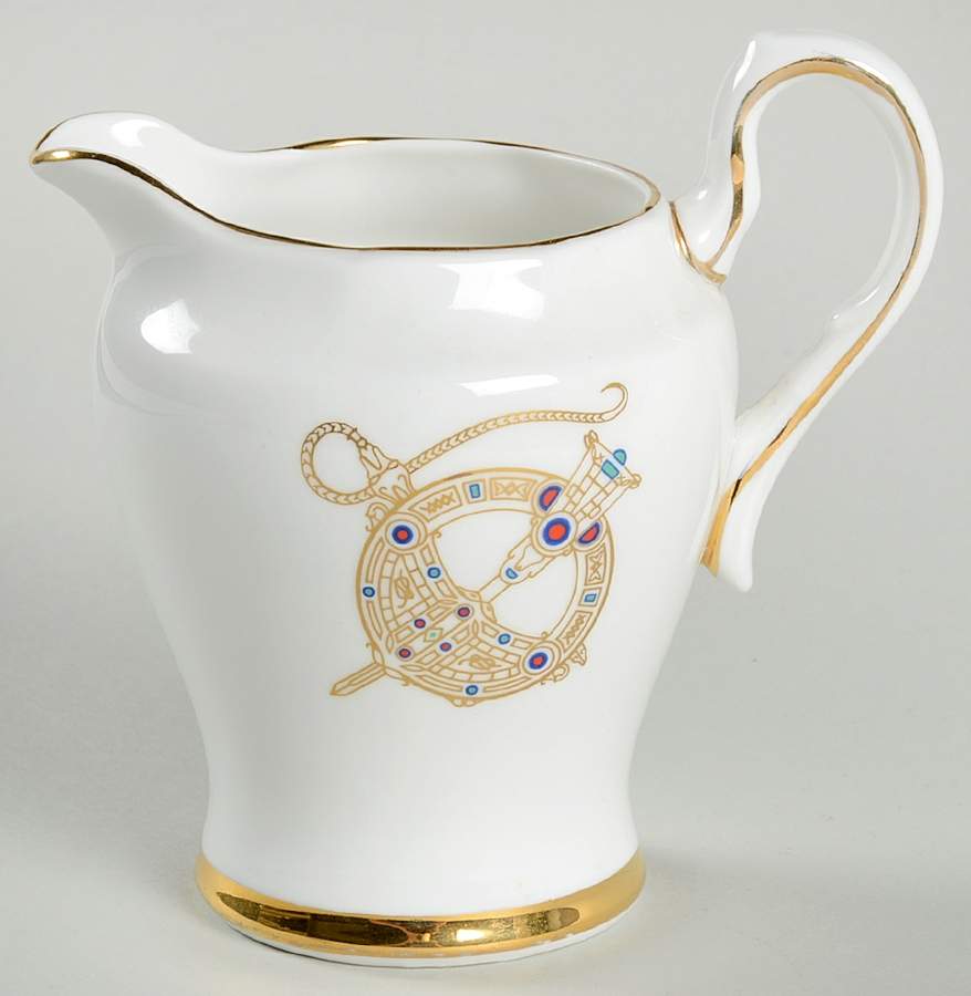 Tara Brooch (Scalloped) Creamer by Royal Tara-1