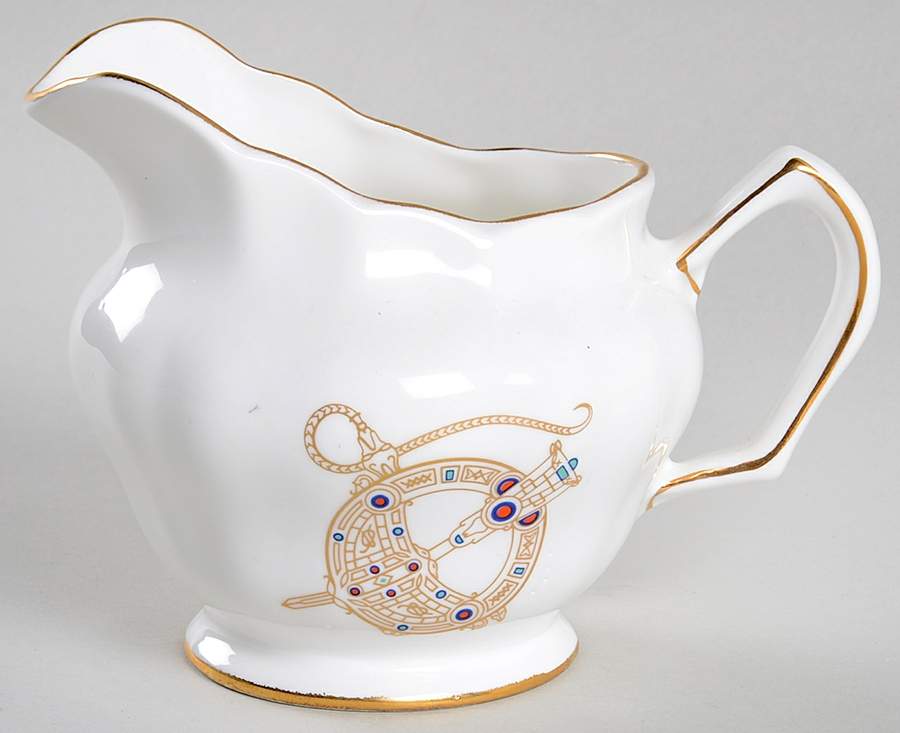 Tara Brooch (Scalloped) Creamer by Royal Tara-1