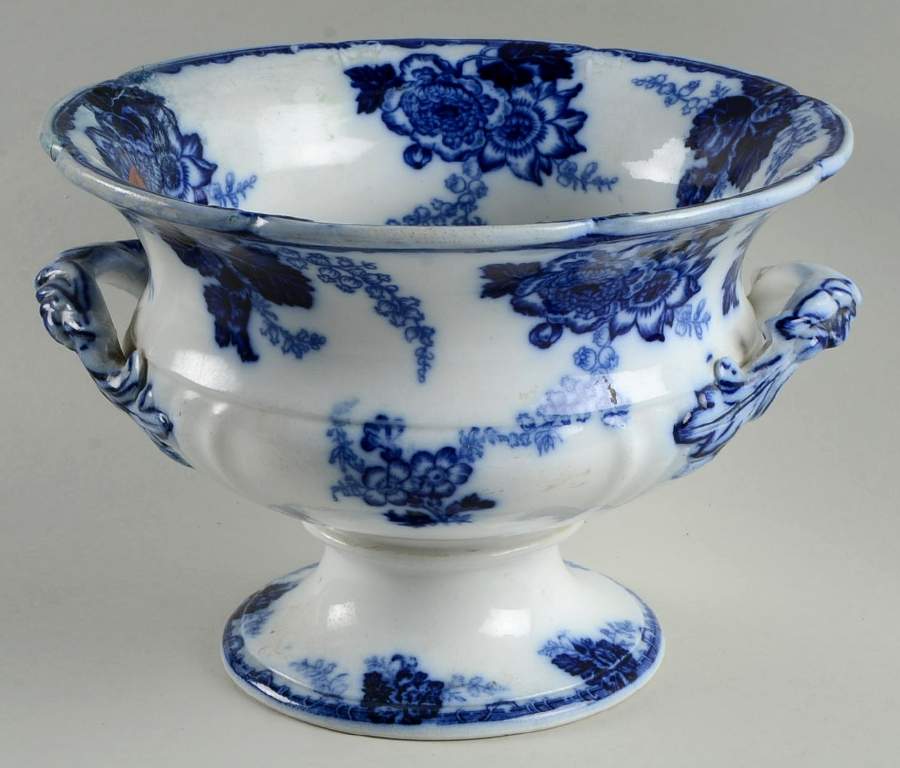 Messina Centerpiece by Royal Cauldon-1