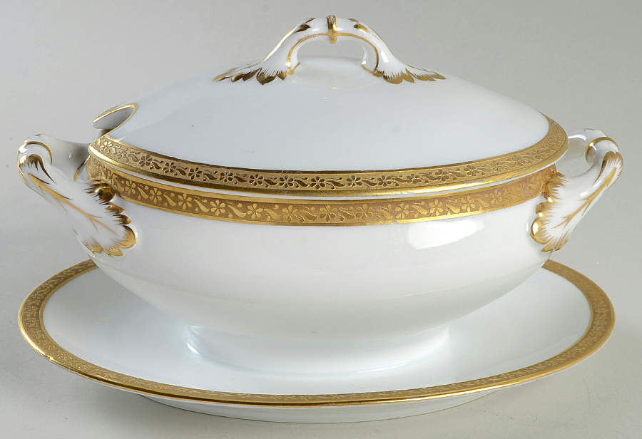 RSC40 Gravy Boat w/Attached Underplate & Lid by Royal Schwarzburg-1