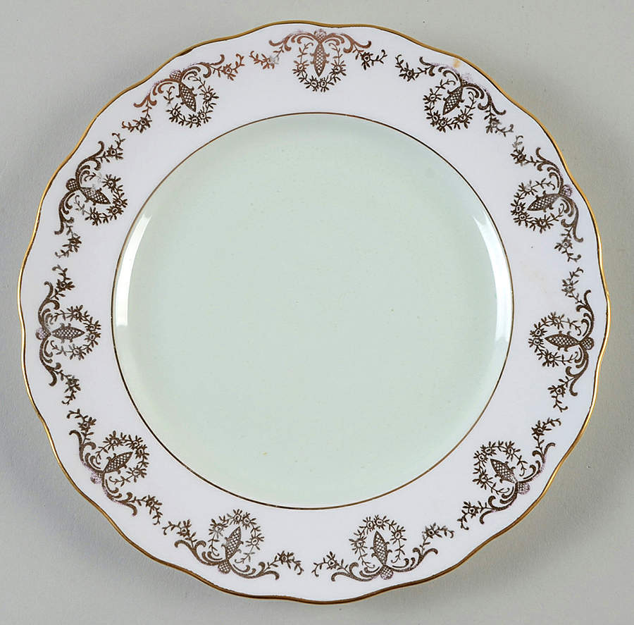 7352 Salad Plate by Royal Vale-1