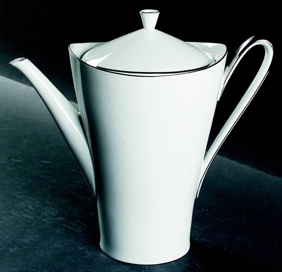 05265 Coffee Pot & Lid by Royal Prestige-1