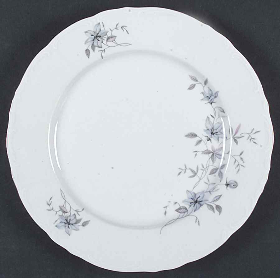 RBO6 Dinner Plate by Royal Bohemian-1