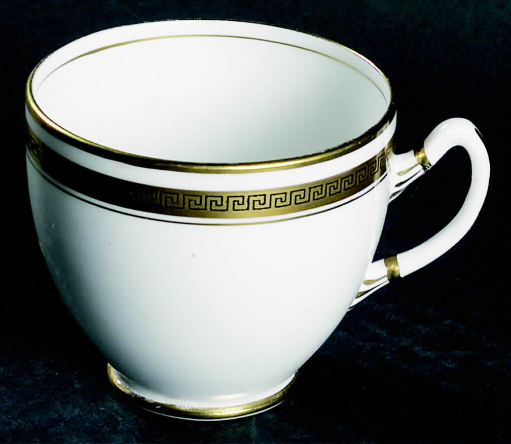 3141 Footed Cup by Royal Albert-1