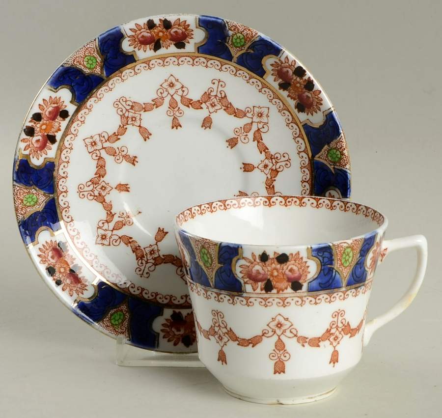 RLB2 Flat Cup & Saucer Set by Royal Albion-1