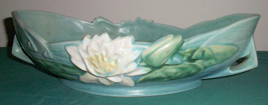 Water Lily Blue Centerpiece/Console Bowl by Roseville-1