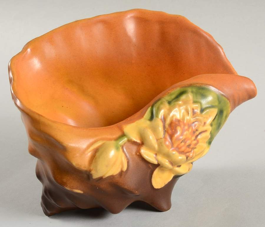 Water Lily Brown 6" Conch Shell (Vase/Planter) by Roseville-1
