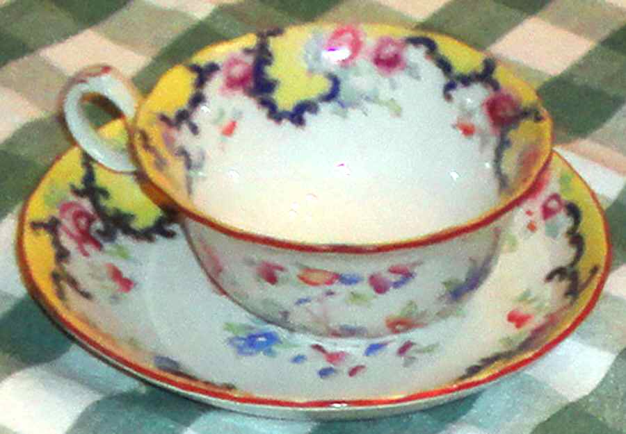 Z613 Flat Cup & Saucer Set by Royal Cauldon-1