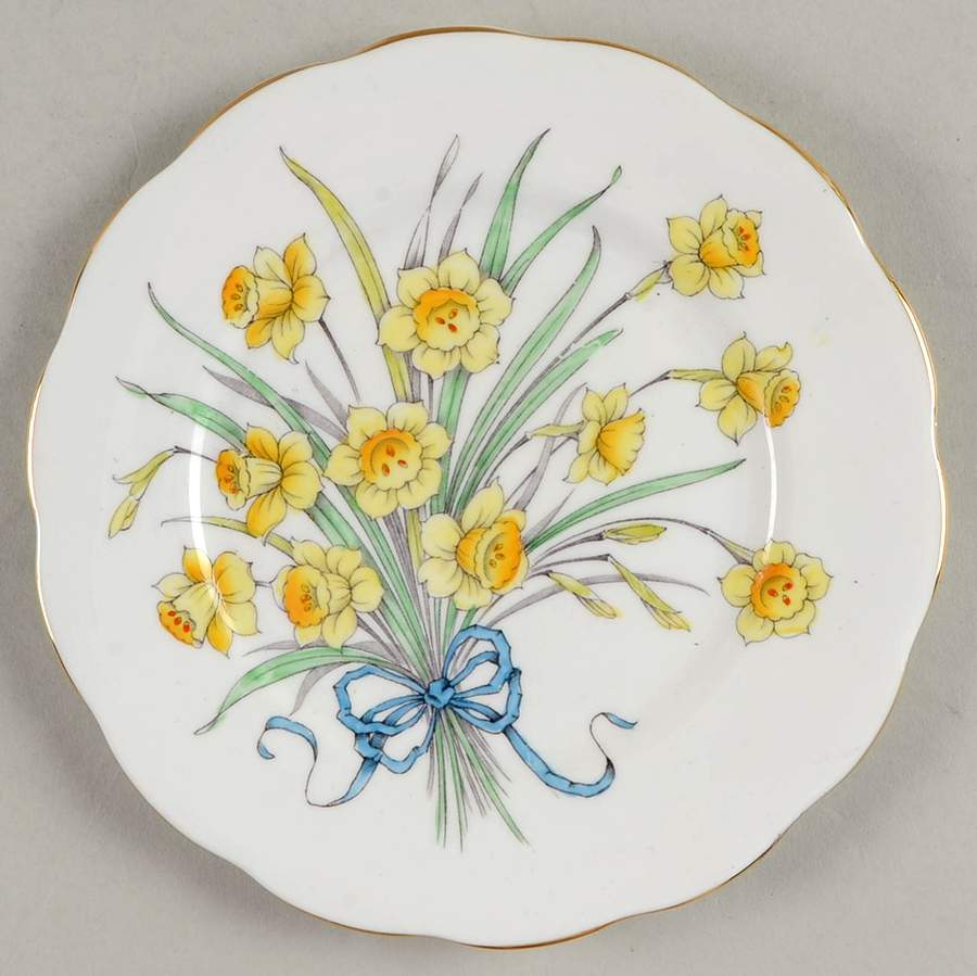 Flower of The Month (Countess Shape) Bread & Butter Plate by Royal Albert-1