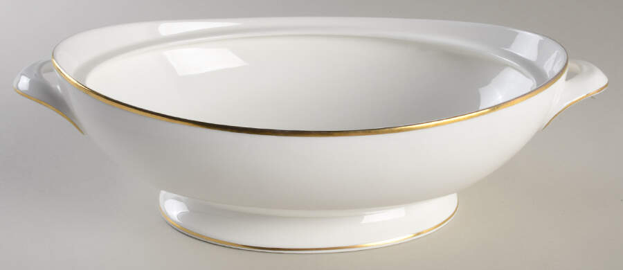 Alice (Classic Shape) Oval Vegetable No Lid by Royal Doulton-1