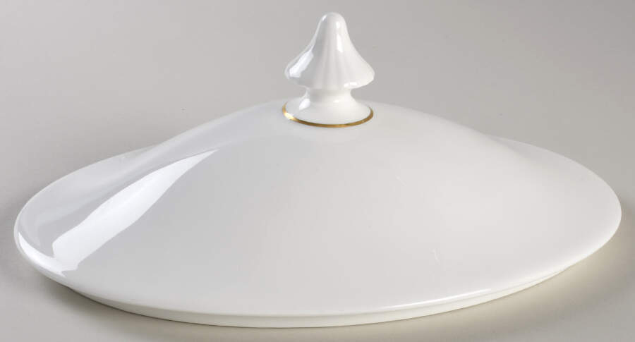 Alice (Classic Shape) Lid for Oval Vegetable by Royal Doulton-1