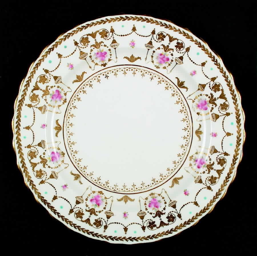 RA5074 Luncheon Plate by Royal Doulton-1