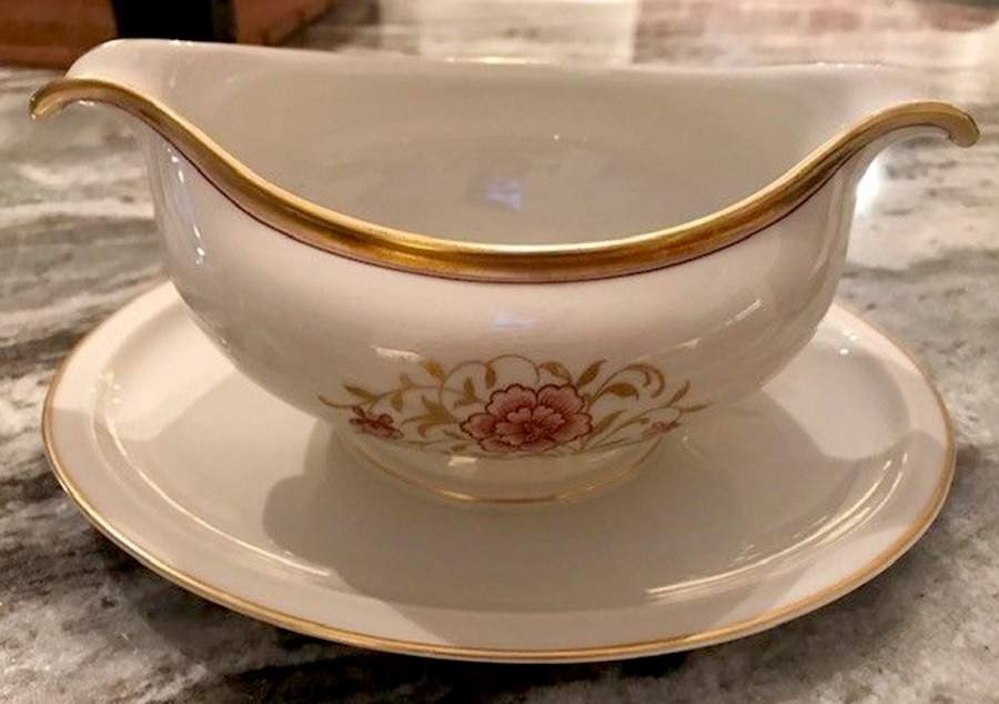 697 Gravy Boat with Attached Underplate by Rosenthal - Continental-1