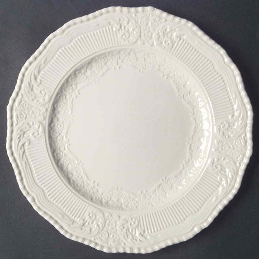Vimy Dinner Plate by Royal Doulton-1
