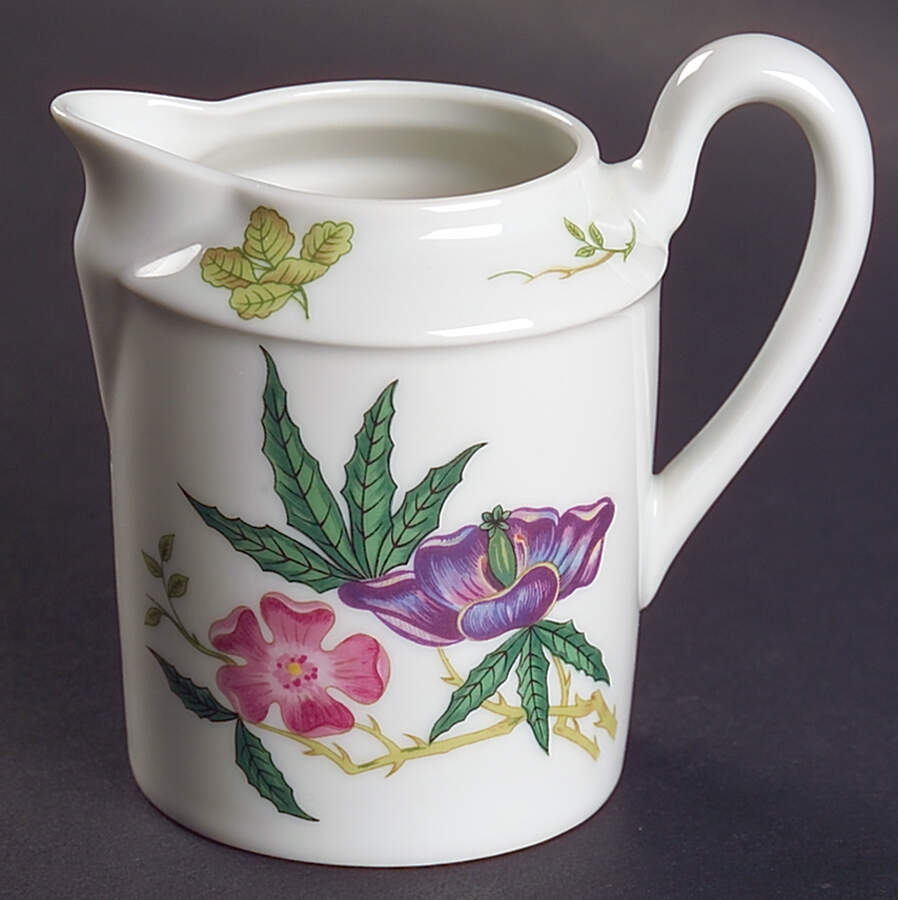 Mioraflor (Menton) Creamer by Raynaud-1