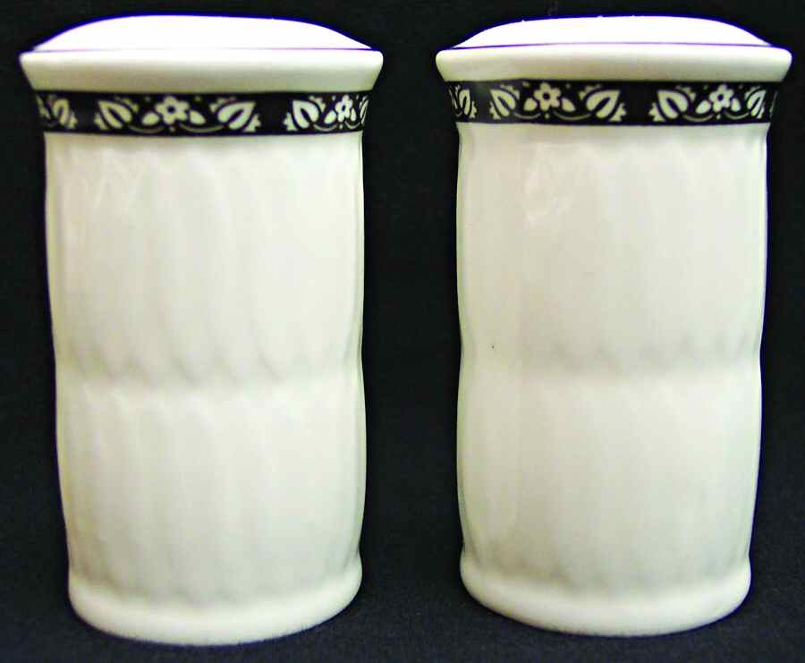 RD148 Salt & Pepper Set by Royal Doulton-1