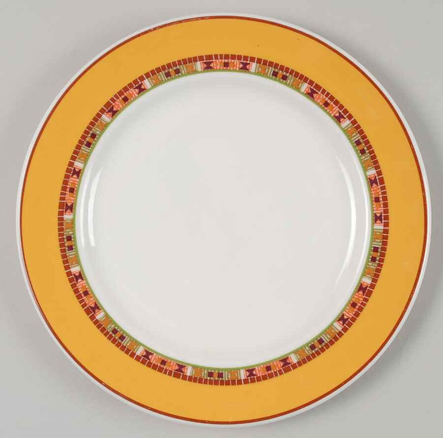 Charango Luncheon Plate by Royal Doulton-1