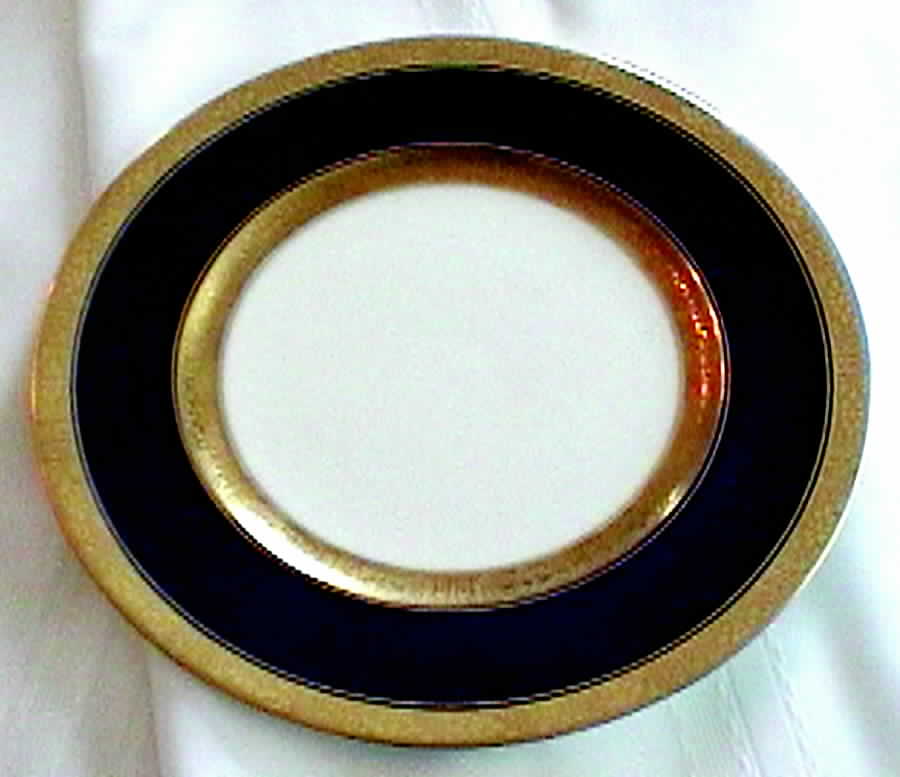V3334-A Dinner Plate by Royal Cauldon-1