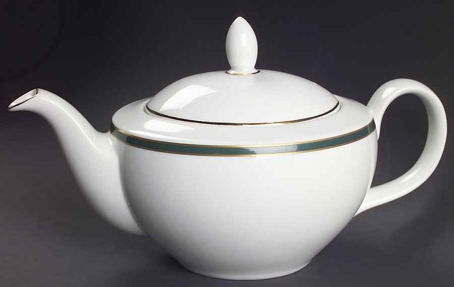 Oxford Green (Indonesia) Teapot & Lid by Royal Doulton-1
